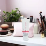 کرم مرطوب‌کننده و آبرسان دست و صورت لافارر مدل 02 مناسب پوست‌های معمولی و مختلط حجم 75 میلی‌لیتر